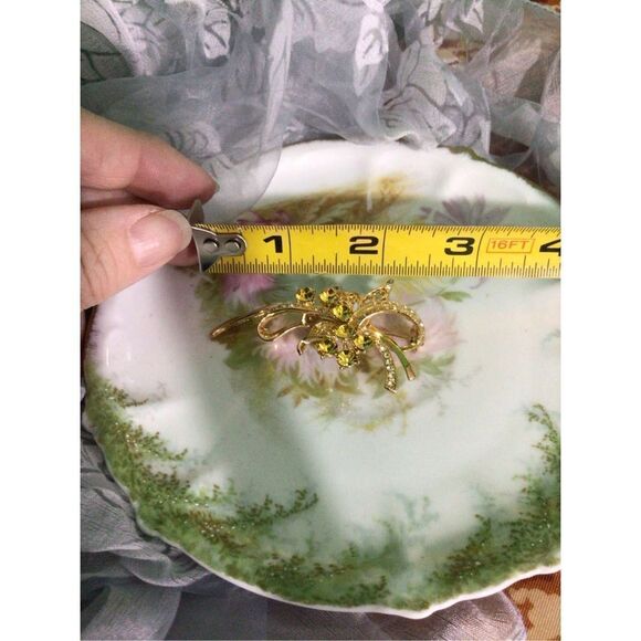 Beautiful Citrine & Clear Rhinestone Brooch Pin Gold, Yellow, Clear - Picture 3 of 12